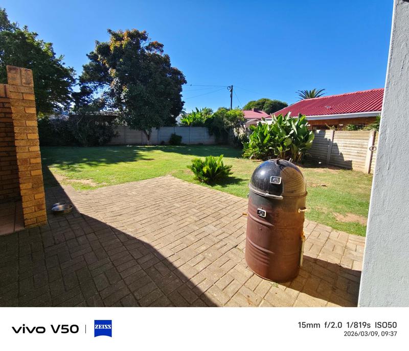 4 Bedroom Property for Sale in Hartenbos Western Cape